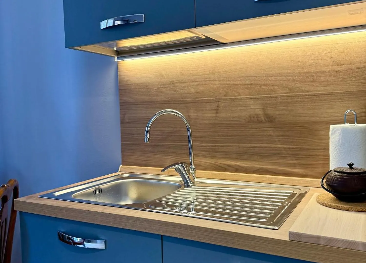 Lr Deluxe Apartments - Casa Holi Перо 0*,  Италия