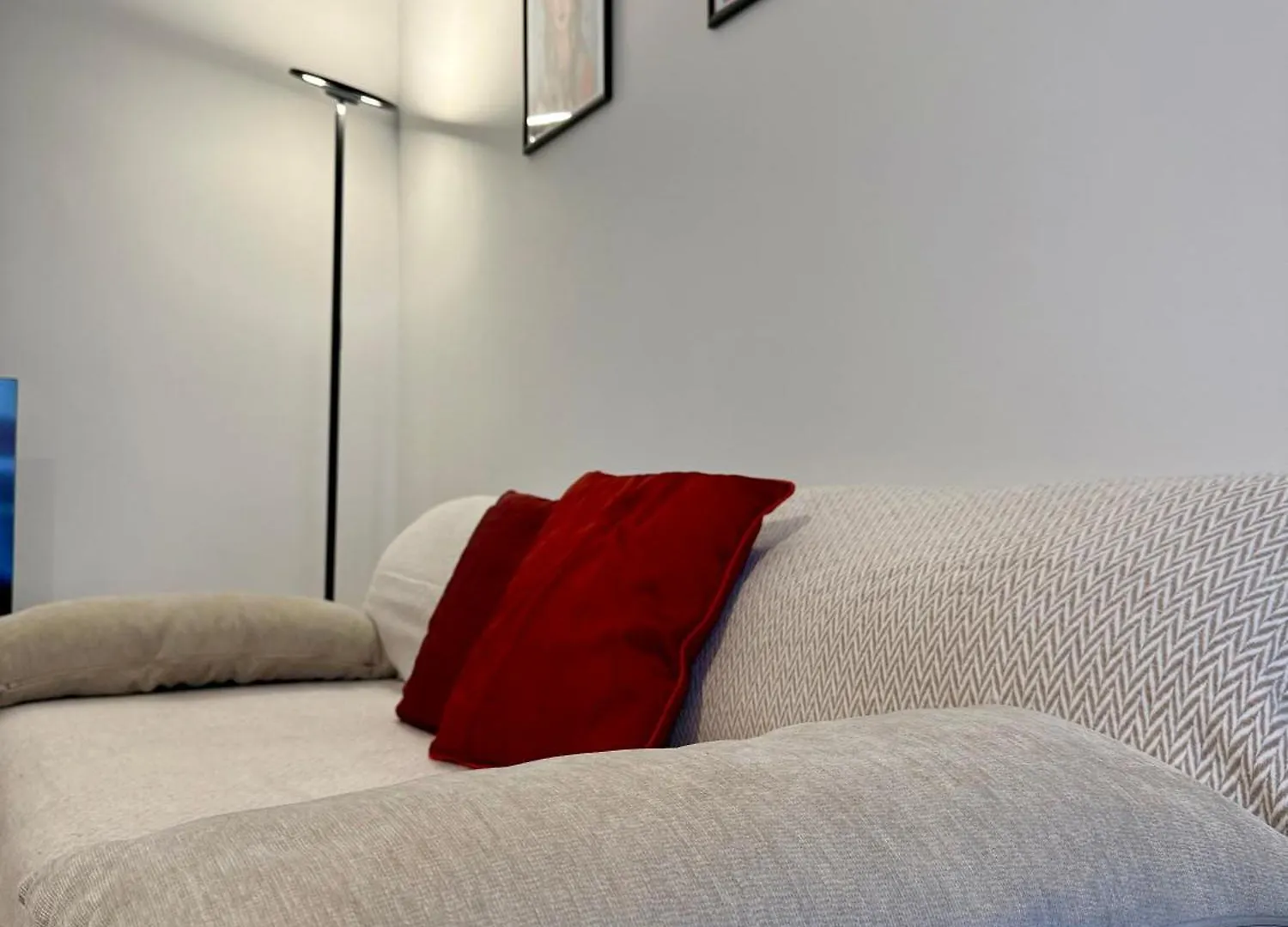 Lr Deluxe Apartments - Casa Holi Pero 0*,