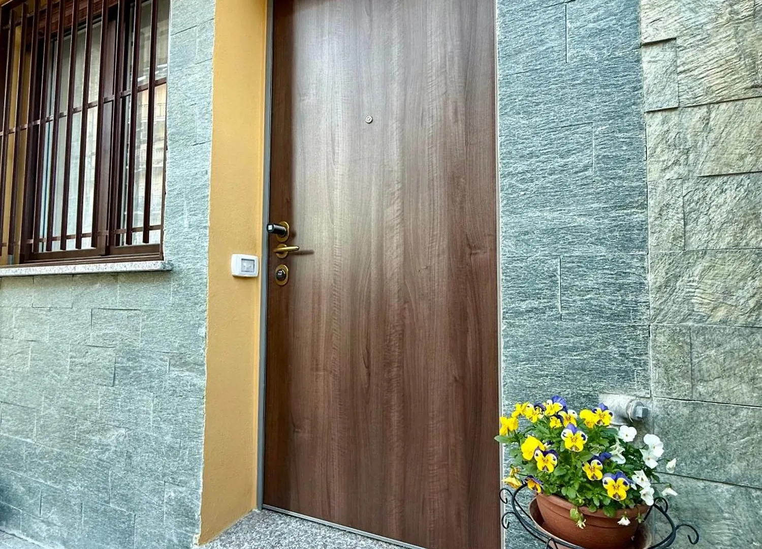 Lr Deluxe Apartments - Casa Holi Перо
